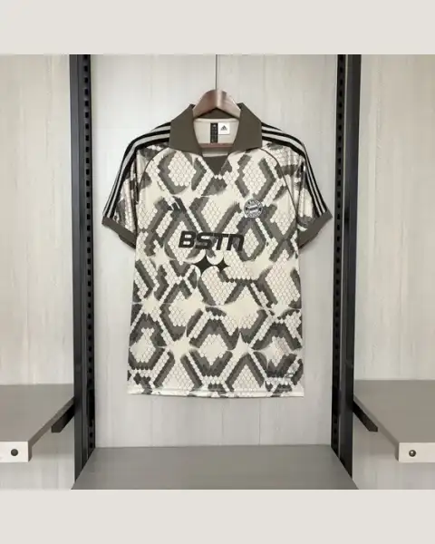 Camisa Bayern Homenagem a Cidade 25-26 Adidas — foto frontal